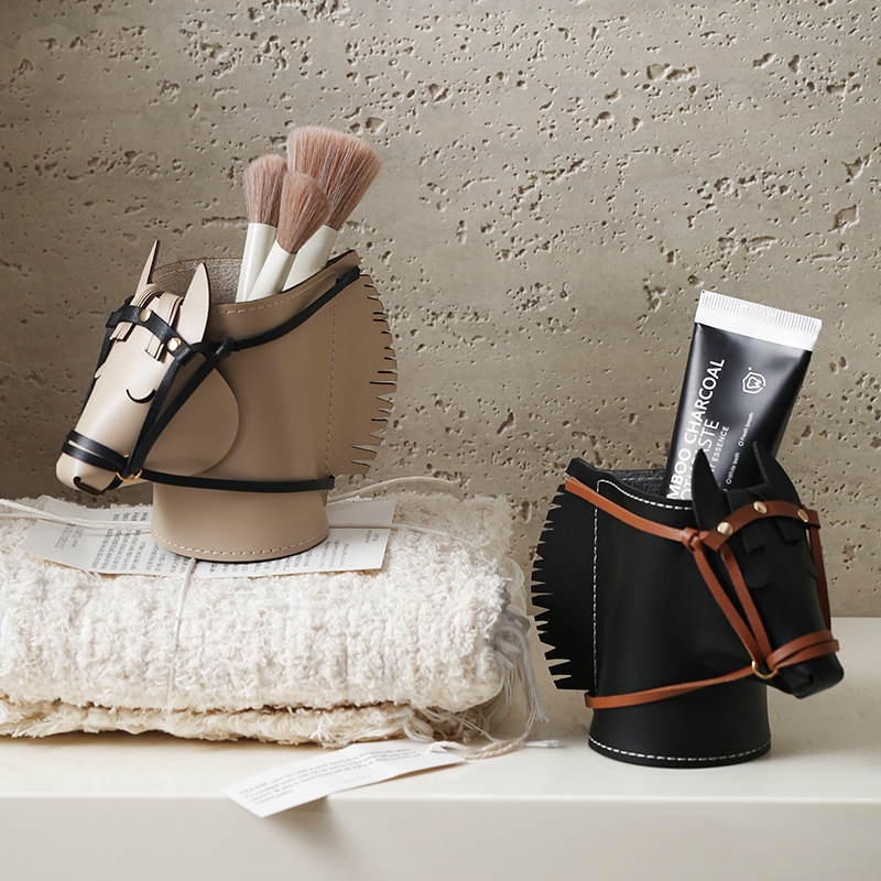 高級レザー製馬頭型収納ボックス 寝室用メイクブラシ収納バスケ - Luxury Skincare Accessories のレビューと価格