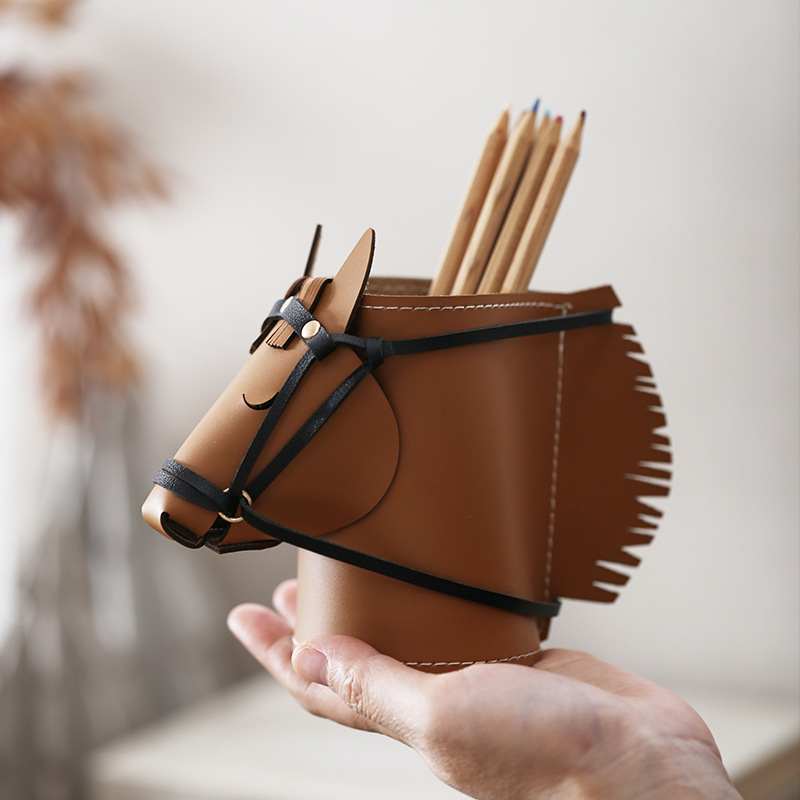 高級レザー製馬頭型収納ボックス 寝室用メイクブラシ収納バスケ - Luxury Skincare Accessories のレビューと価格