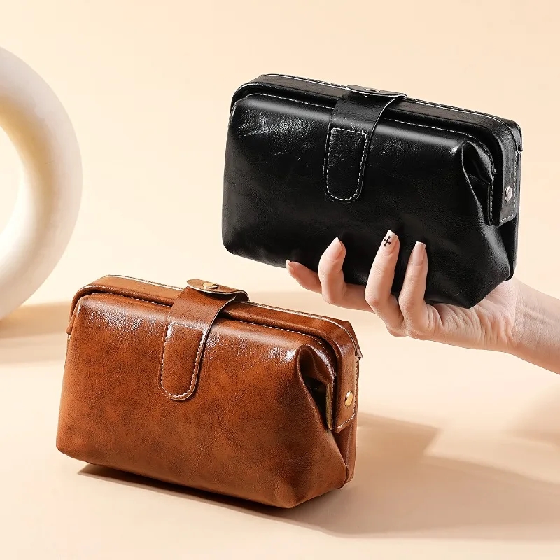ヴィンテージPUレザー高級化粧ポーチ 大容量メイクブラシ収納 - Luxury Skincare Accessories のレビューと価格