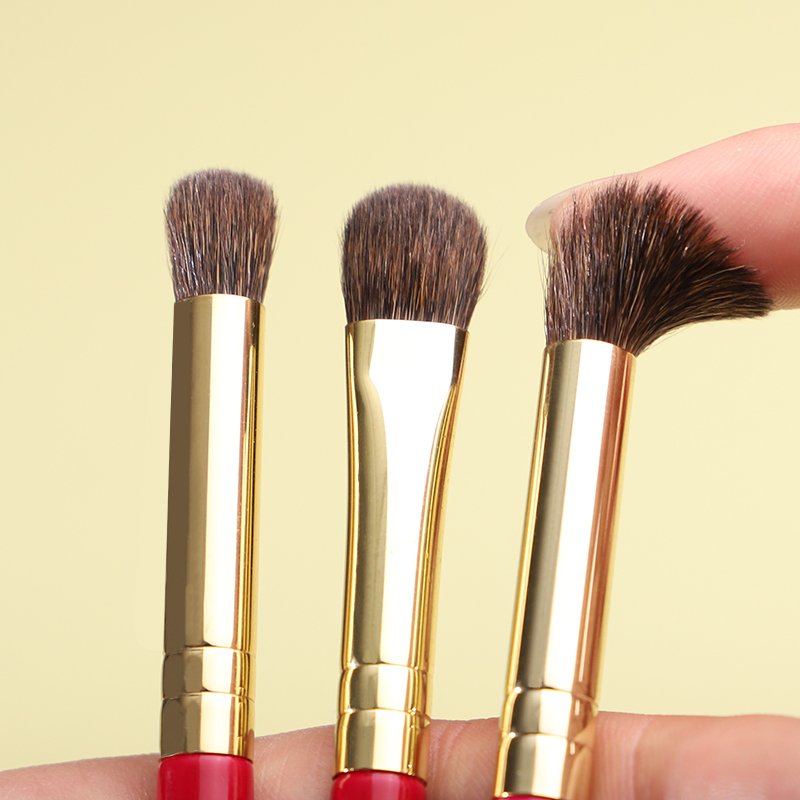 CHICHODO メイクブラシ-豪華なレッドローズシリーズ- - Luxury Skincare Accessories のレビューと価格